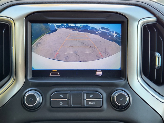 2019 Chevrolet Silverado 1500 LT 17