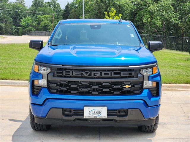 2023 Chevrolet Silverado 1500 Custom 3