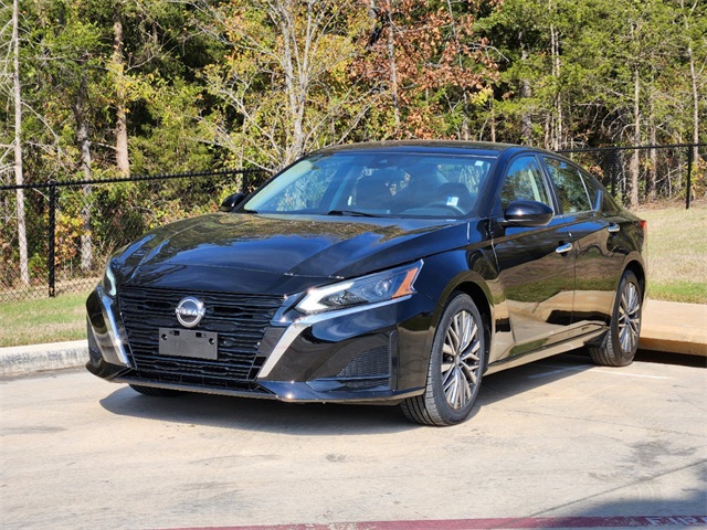 2023 Nissan Altima 2.5 SV 4