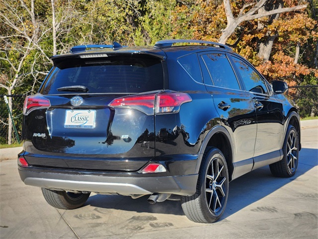 2018 Toyota RAV4 SE 5