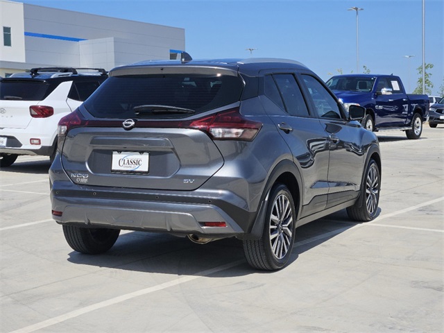 2023 Nissan Kicks SV 4