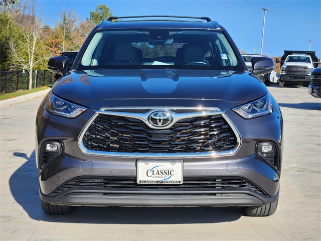 2021 Toyota Highlander Limited 3