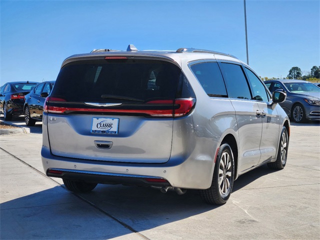 2021 Chrysler Pacifica Touring L 8