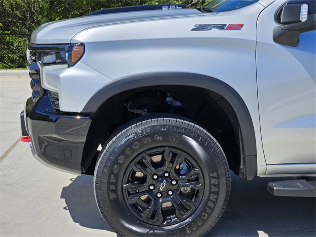 2022 Chevrolet Silverado 1500 ZR2 10