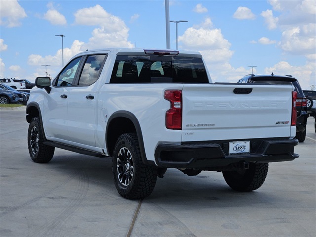 2022 Chevrolet Silverado 1500 ZR2 5