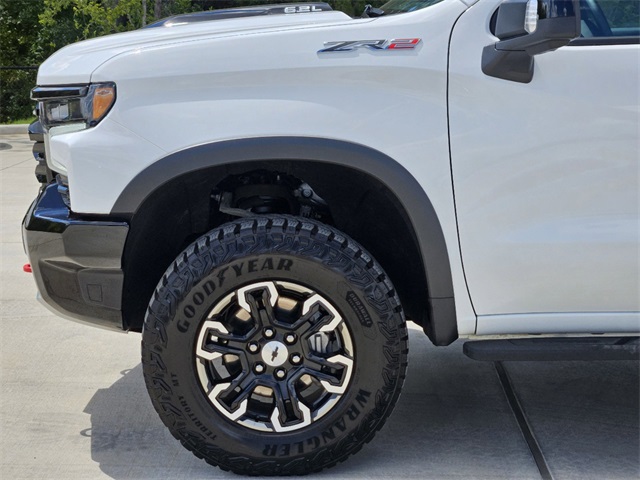 2022 Chevrolet Silverado 1500 ZR2 10