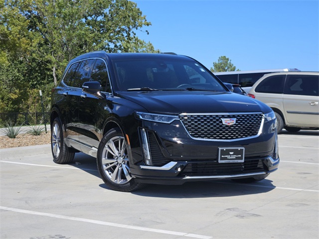 2024 Cadillac XT6 Premium Luxury 1