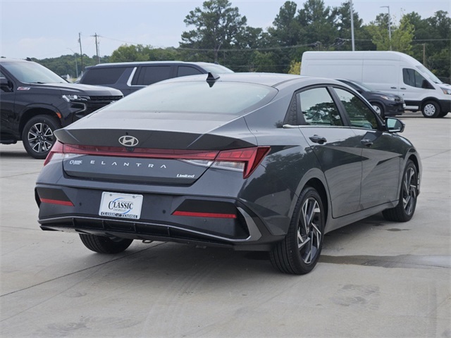 2024 Hyundai Elantra Limited 4