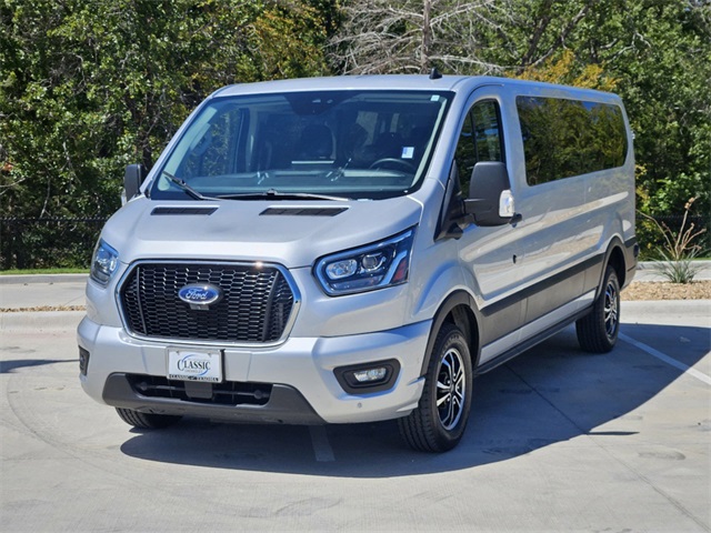 2022 Ford Transit-350 XLT 3