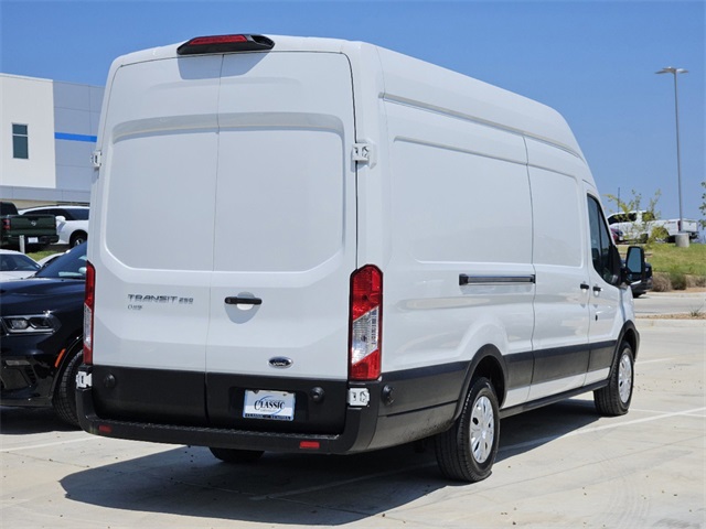 2019 Ford Transit-250 Base 4