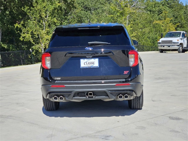 2021 Ford Explorer ST 8