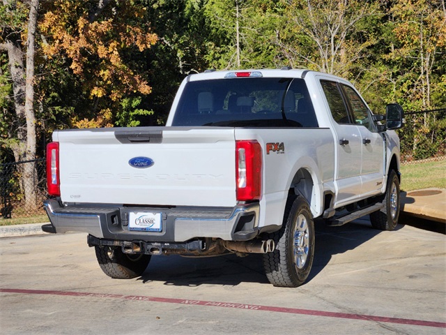 2023 Ford F-250SD XLT 7