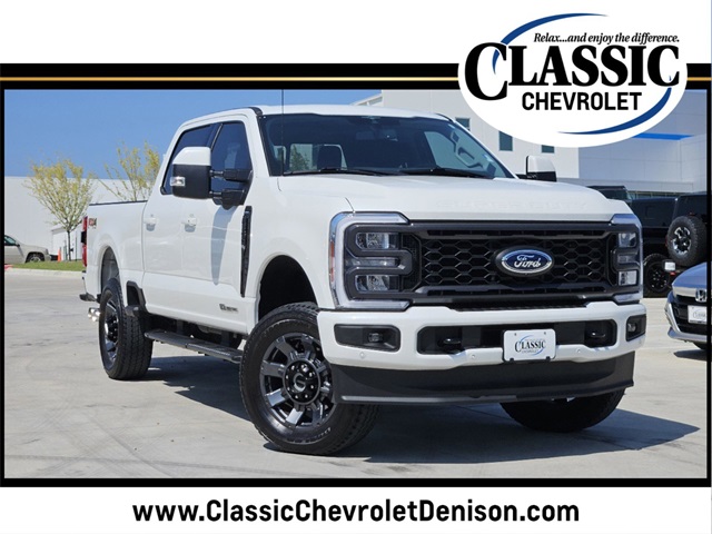 2023 Ford F-350SD Lariat 1