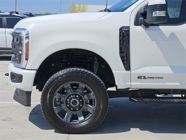 2023 Ford F-350SD Lariat 10