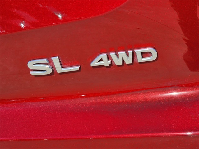 2023 Nissan Pathfinder SL 13