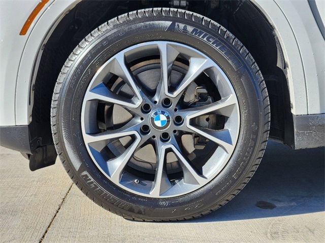 2017 BMW X5 sDrive35i 11