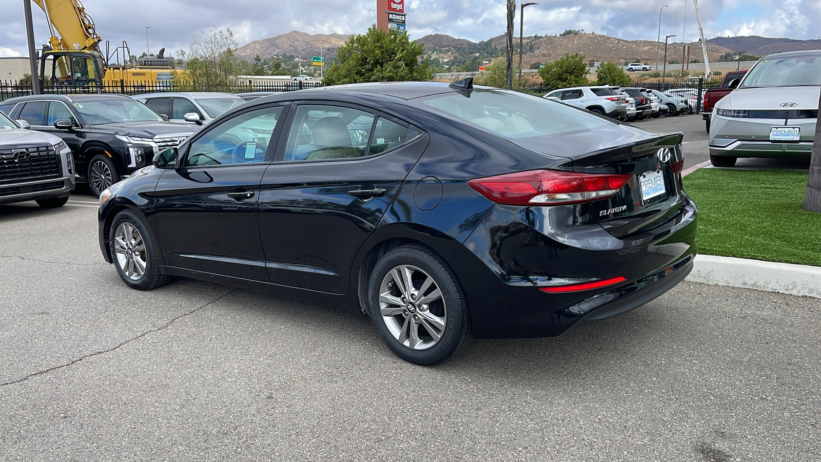 2017 Hyundai Elantra Value Edition 3