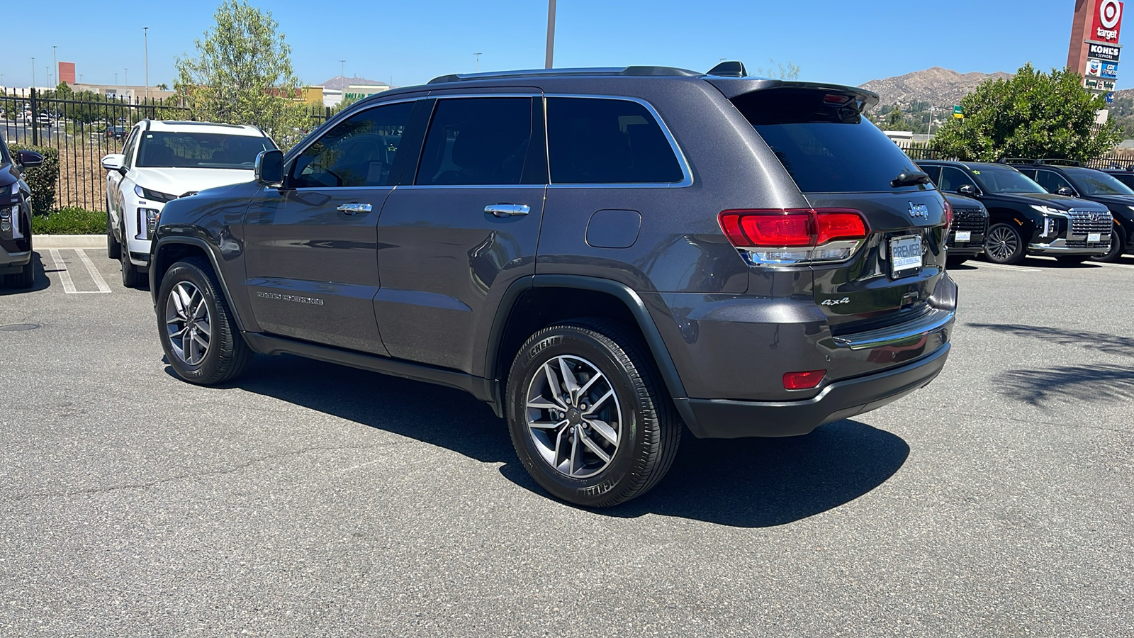 2021 Jeep Grand Cherokee Limited 3