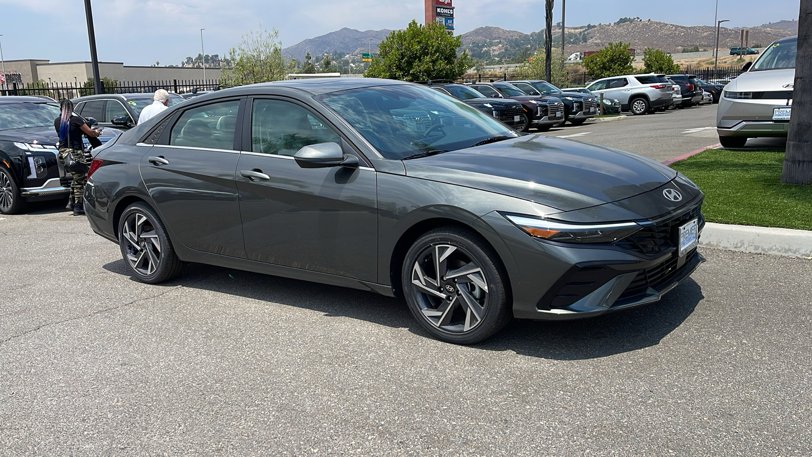 2024 Hyundai Elantra Hybrid Limited 7