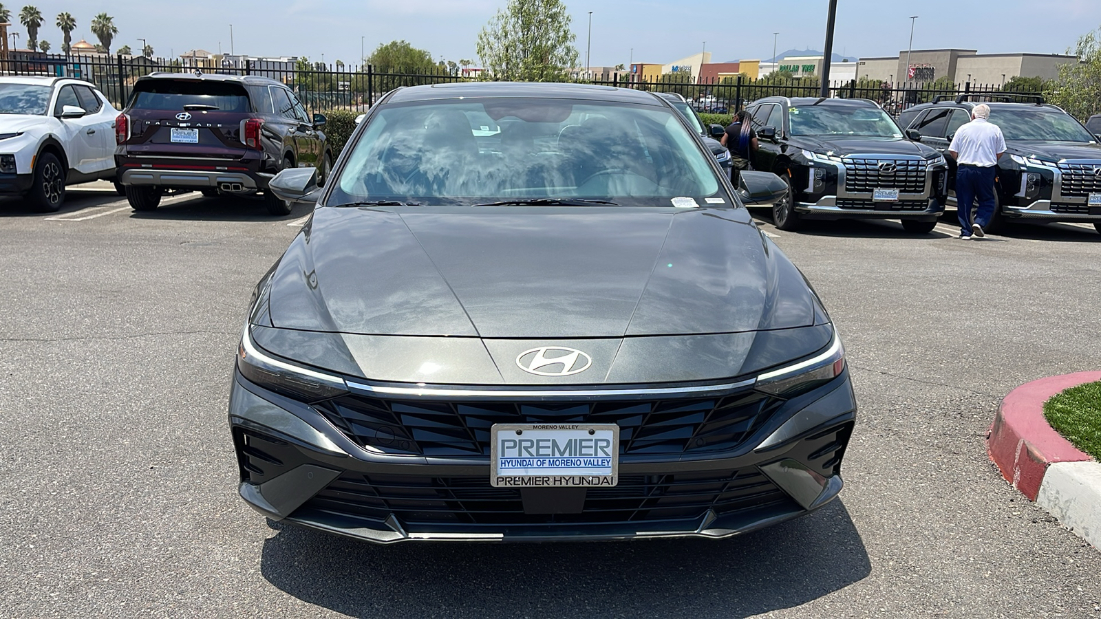 2024 Hyundai Elantra Hybrid Limited 8