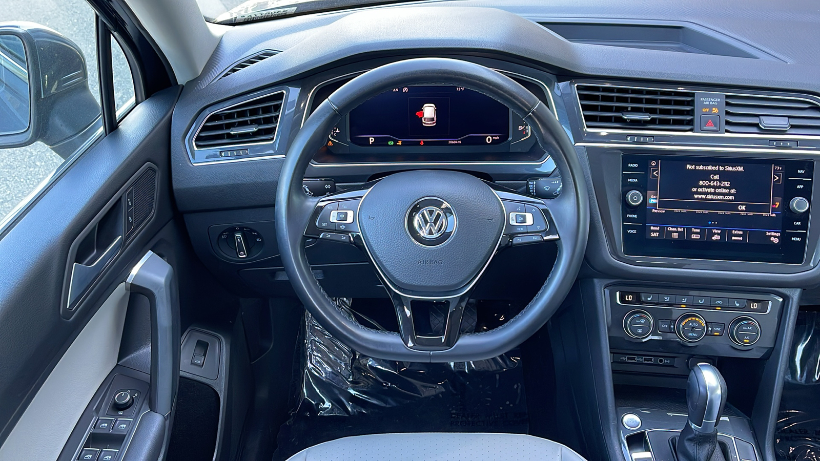 2019 Volkswagen Tiguan SEL 12