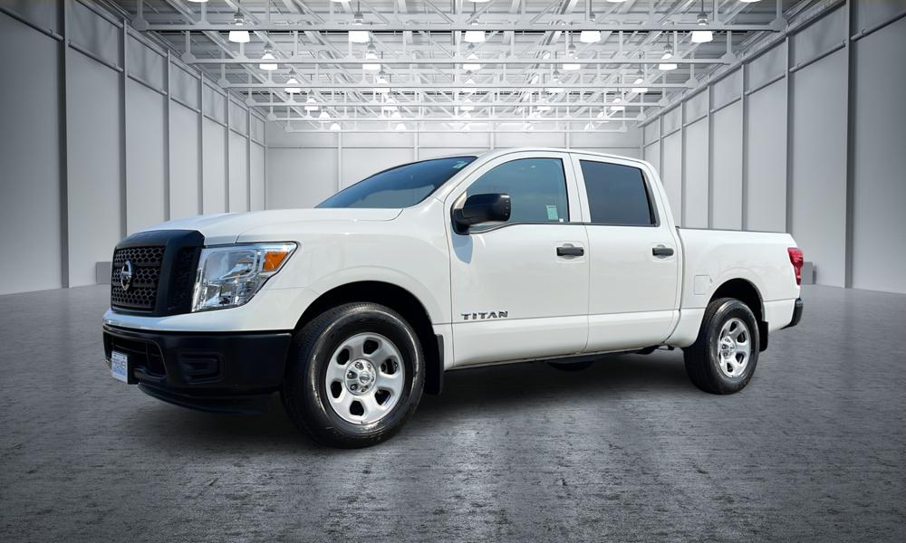 2018 Nissan Titan S 4x4 Crew Cab 1