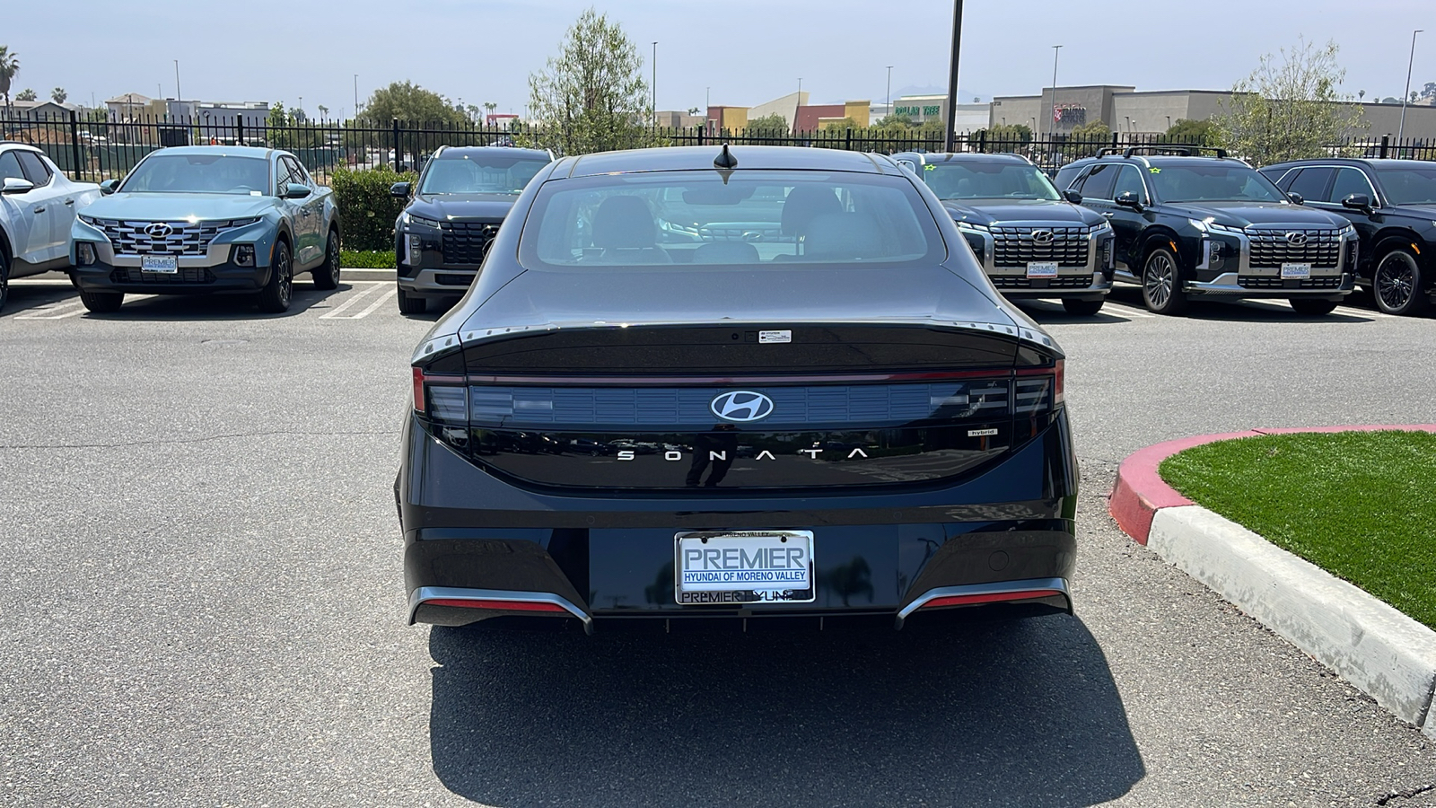 2024 Hyundai Sonata Hybrid Limited 4