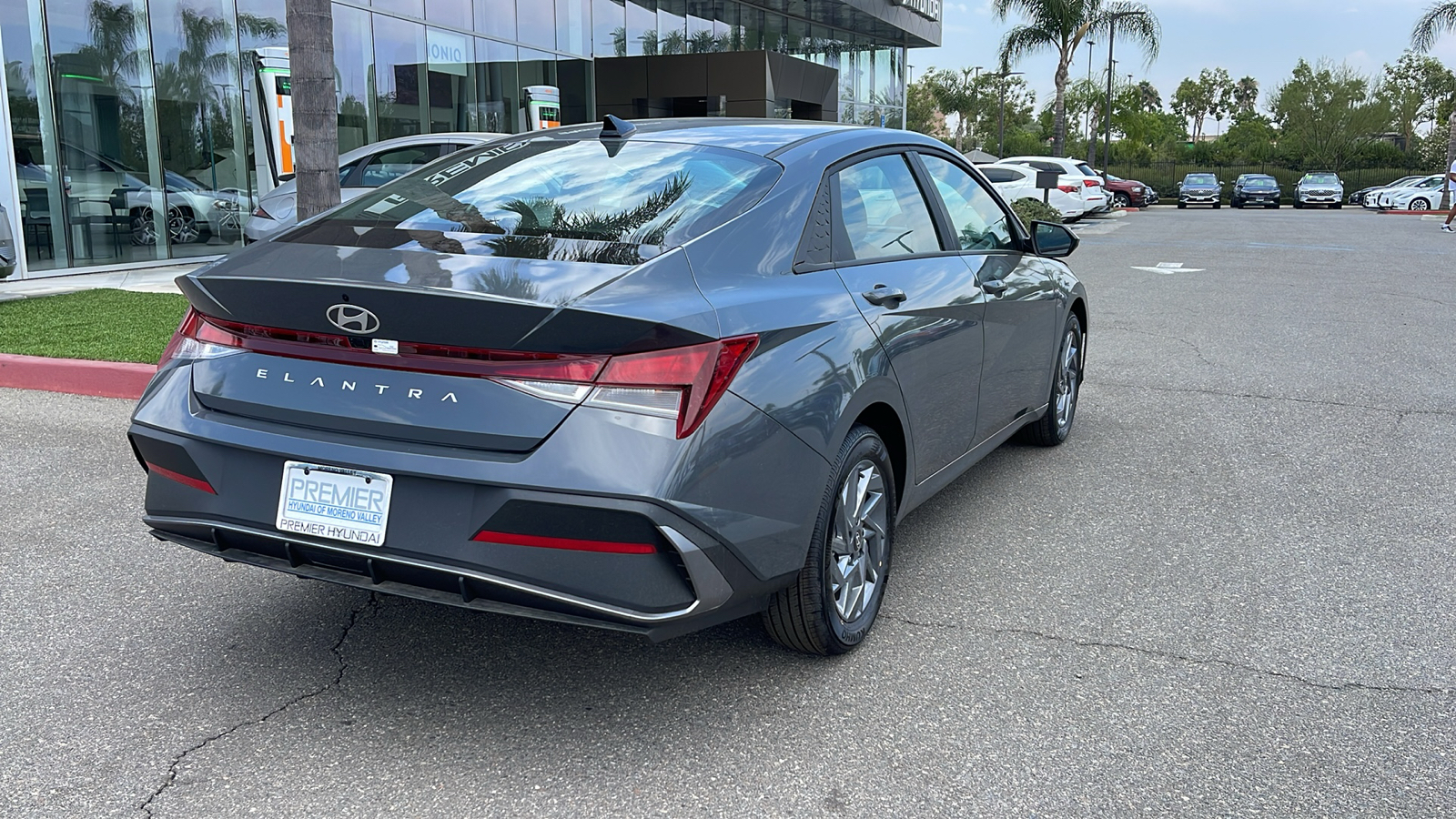 2024 Hyundai Elantra SEL 5