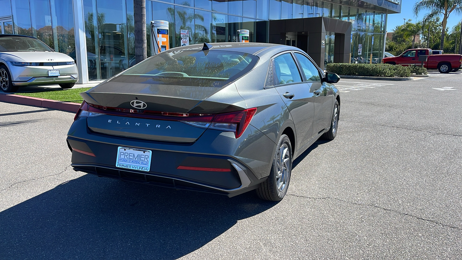 2024 Hyundai Elantra SEL 5