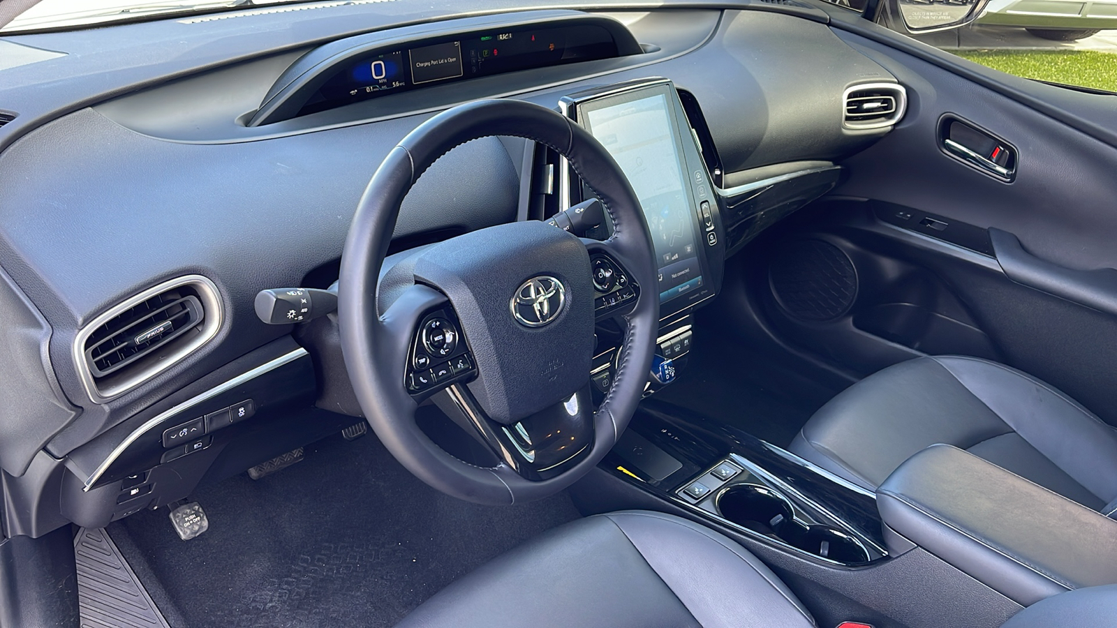 2022 Toyota Prius Prime XLE 9