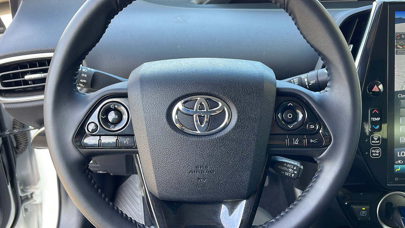 2022 Toyota Prius Prime XLE 18