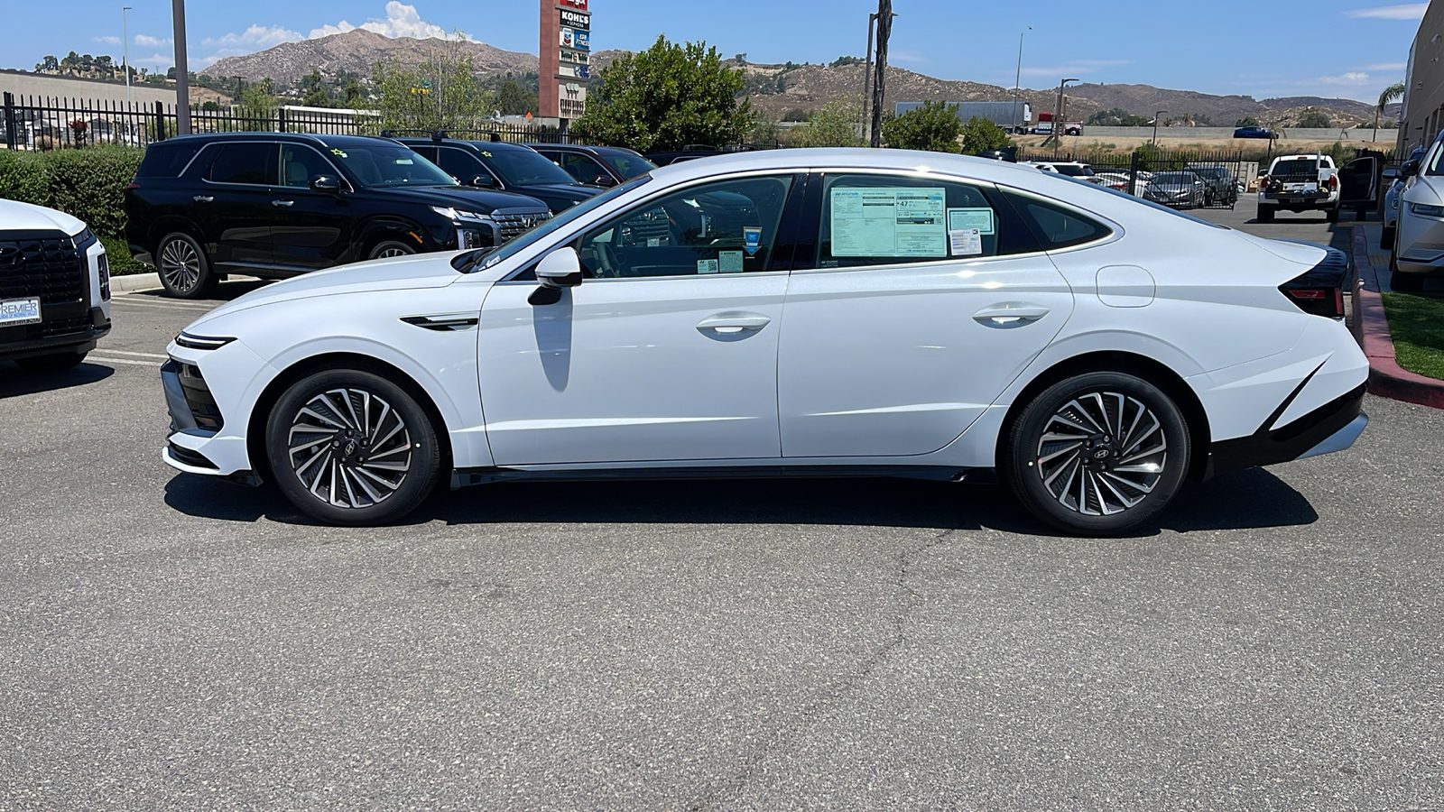 2024 Hyundai Sonata Hybrid SEL 2