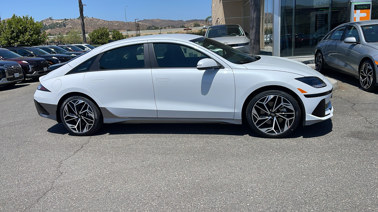 2024 Hyundai IONIQ 6 SEL 6