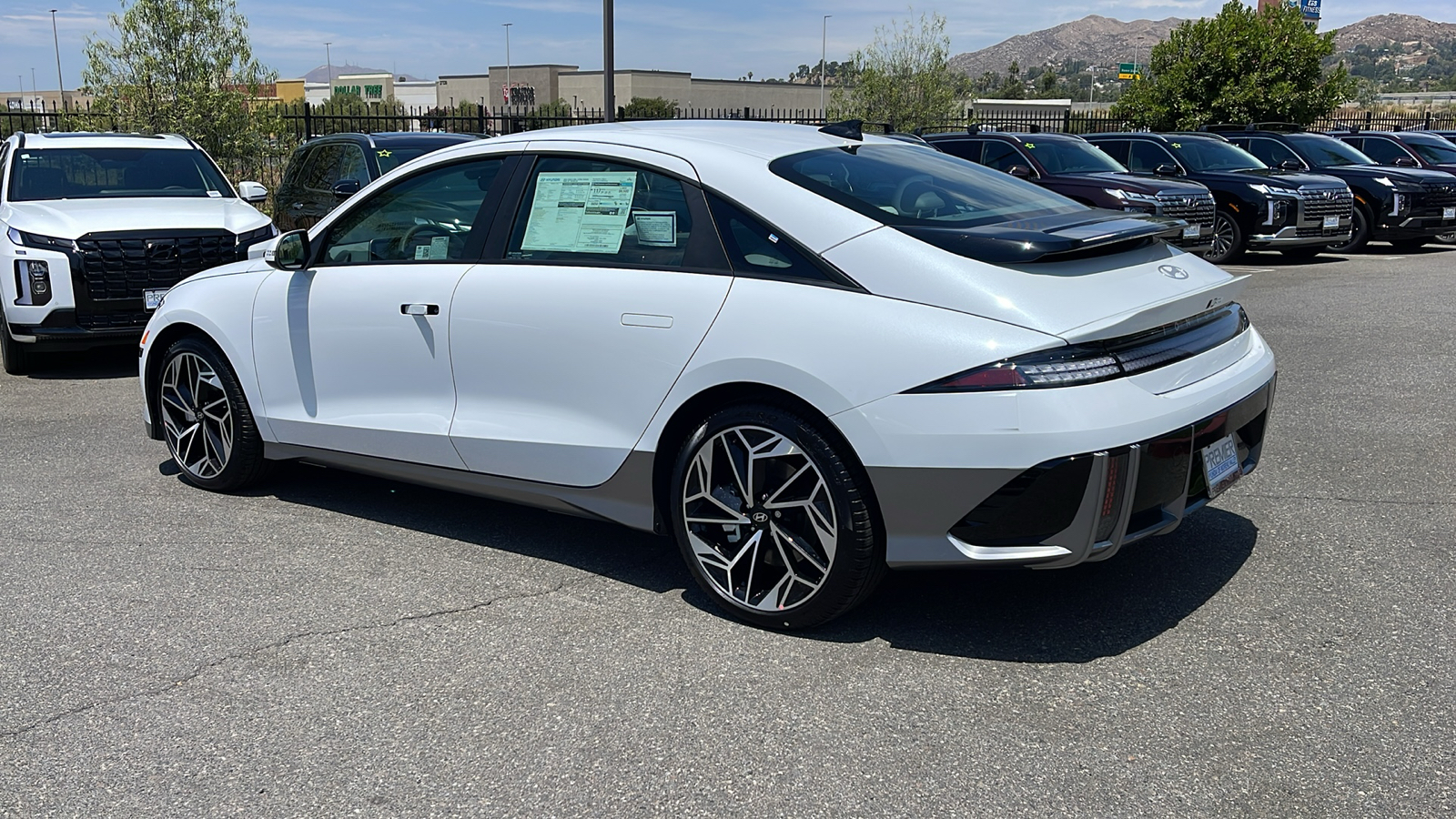 2024 Hyundai IONIQ 6 SEL 3