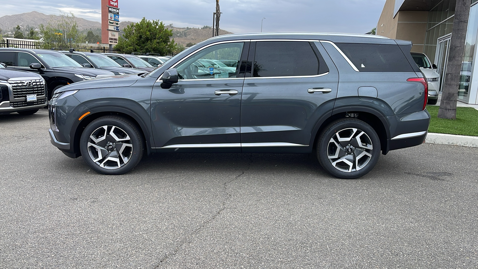 2024 Hyundai Palisade SEL 2