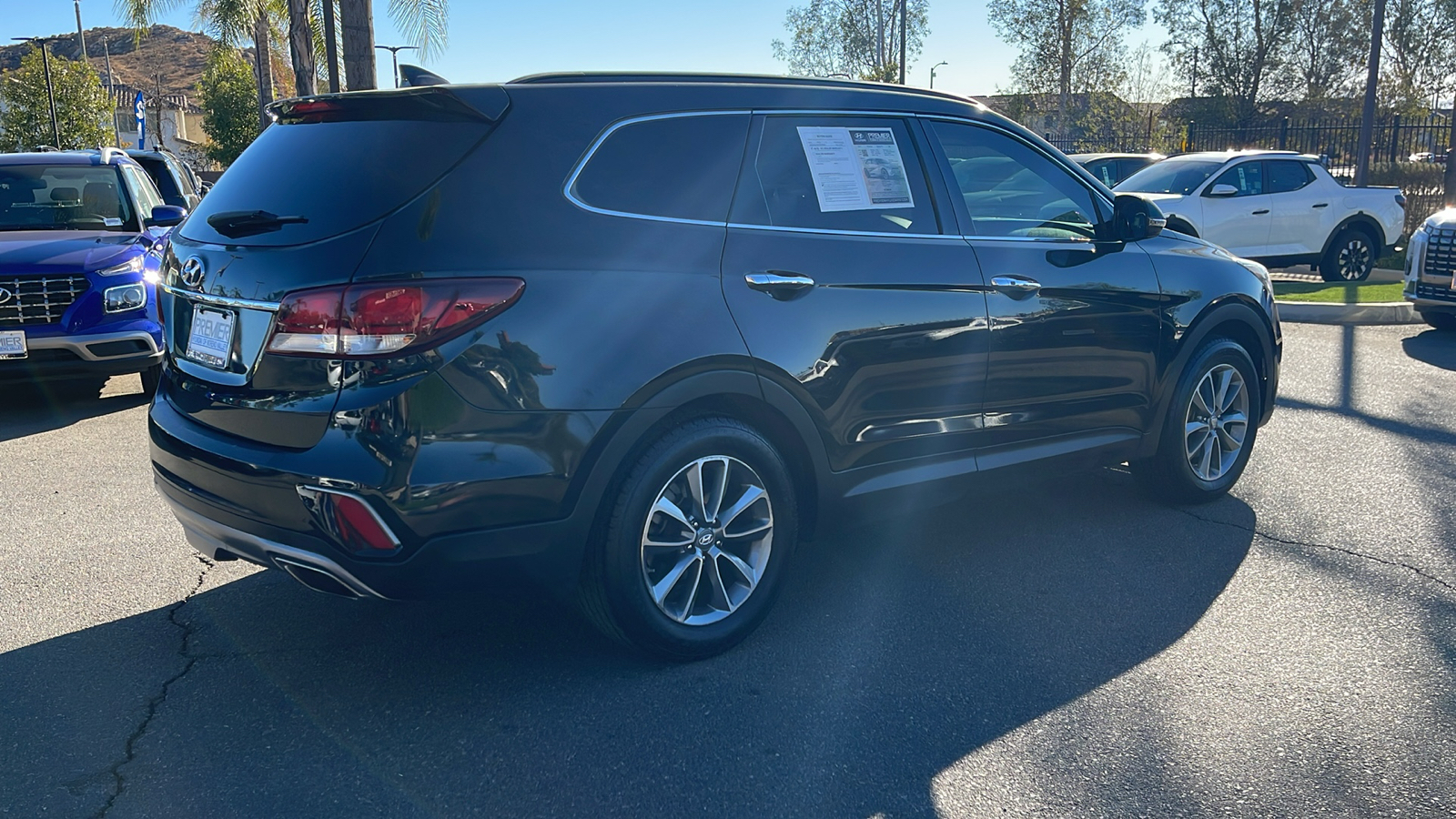 2017 Hyundai Santa Fe SE 5