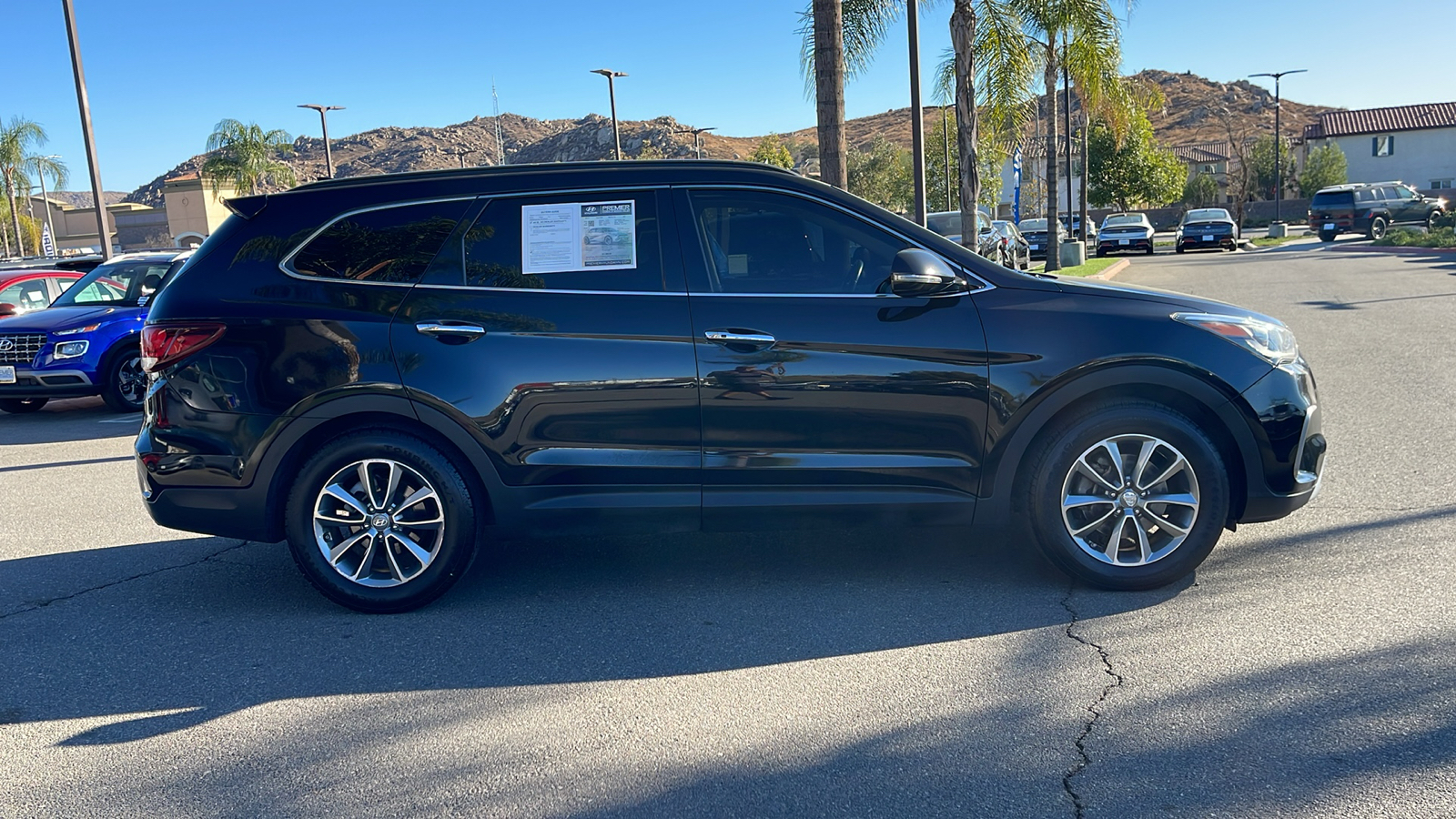 2017 Hyundai Santa Fe SE 6