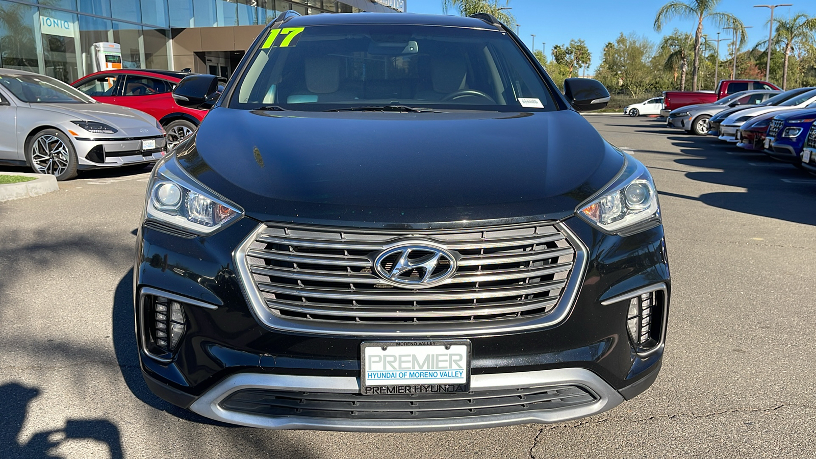 2017 Hyundai Santa Fe SE 8