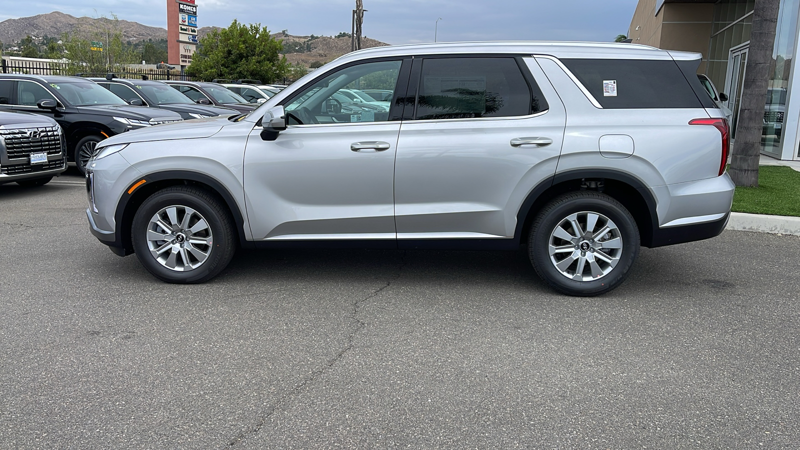 2024 Hyundai Palisade SEL 2