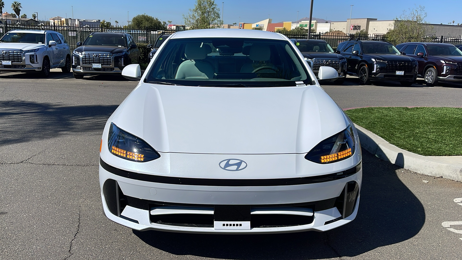 2025 Hyundai IONIQ 6 SEL 8