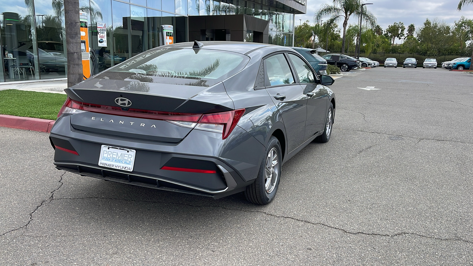 2025 Hyundai Elantra SE 5