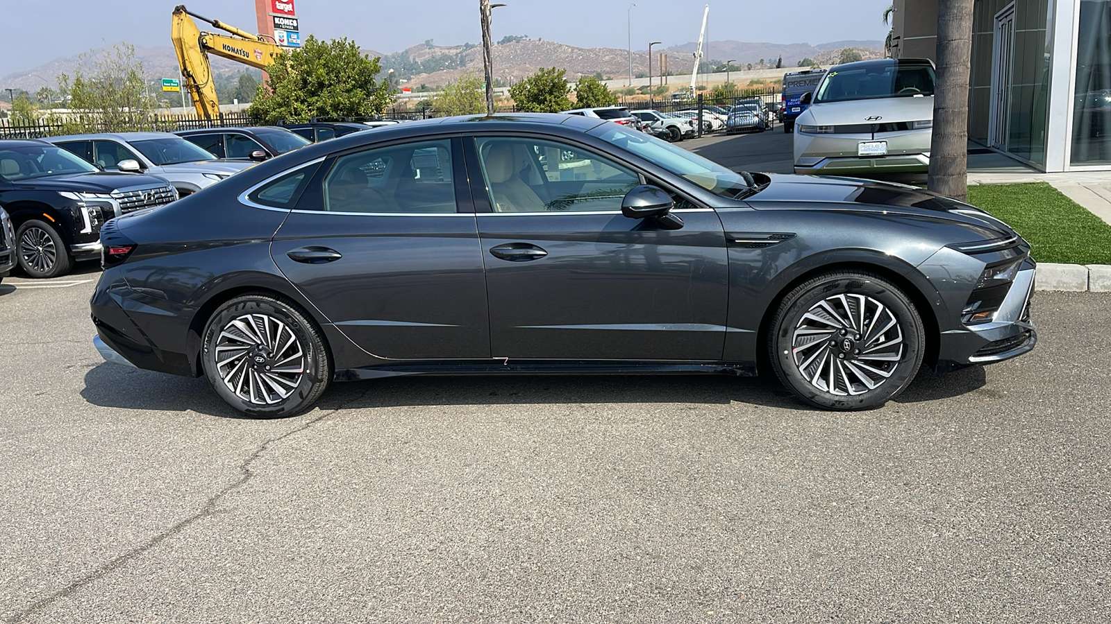 2025 Hyundai Sonata Hybrid Limited 6