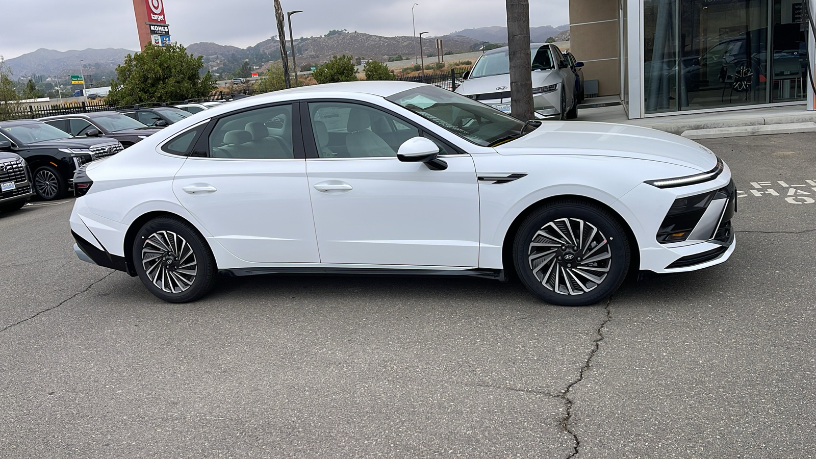 2025 Hyundai Sonata Hybrid SEL 6