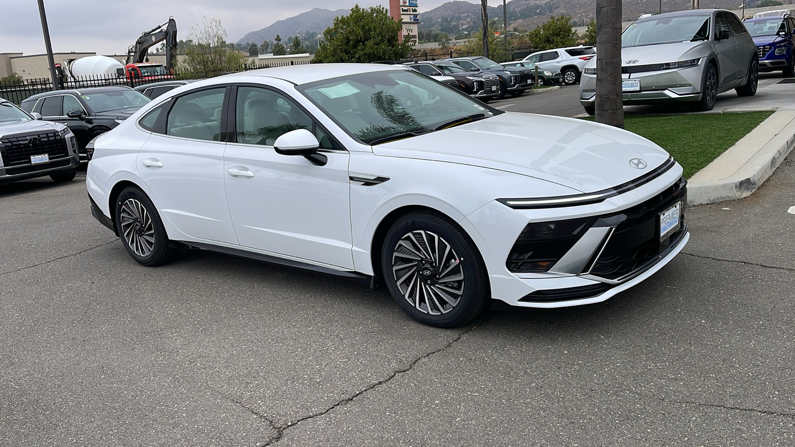 2025 Hyundai Sonata Hybrid SEL 7