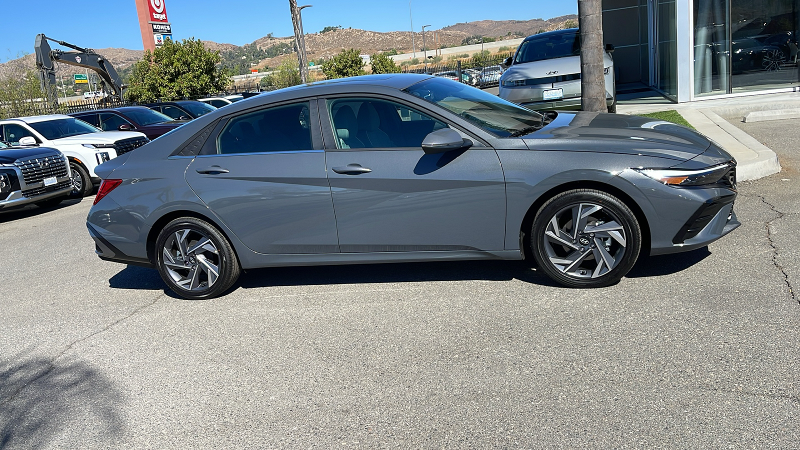 2025 Hyundai Elantra Hybrid Limited 6