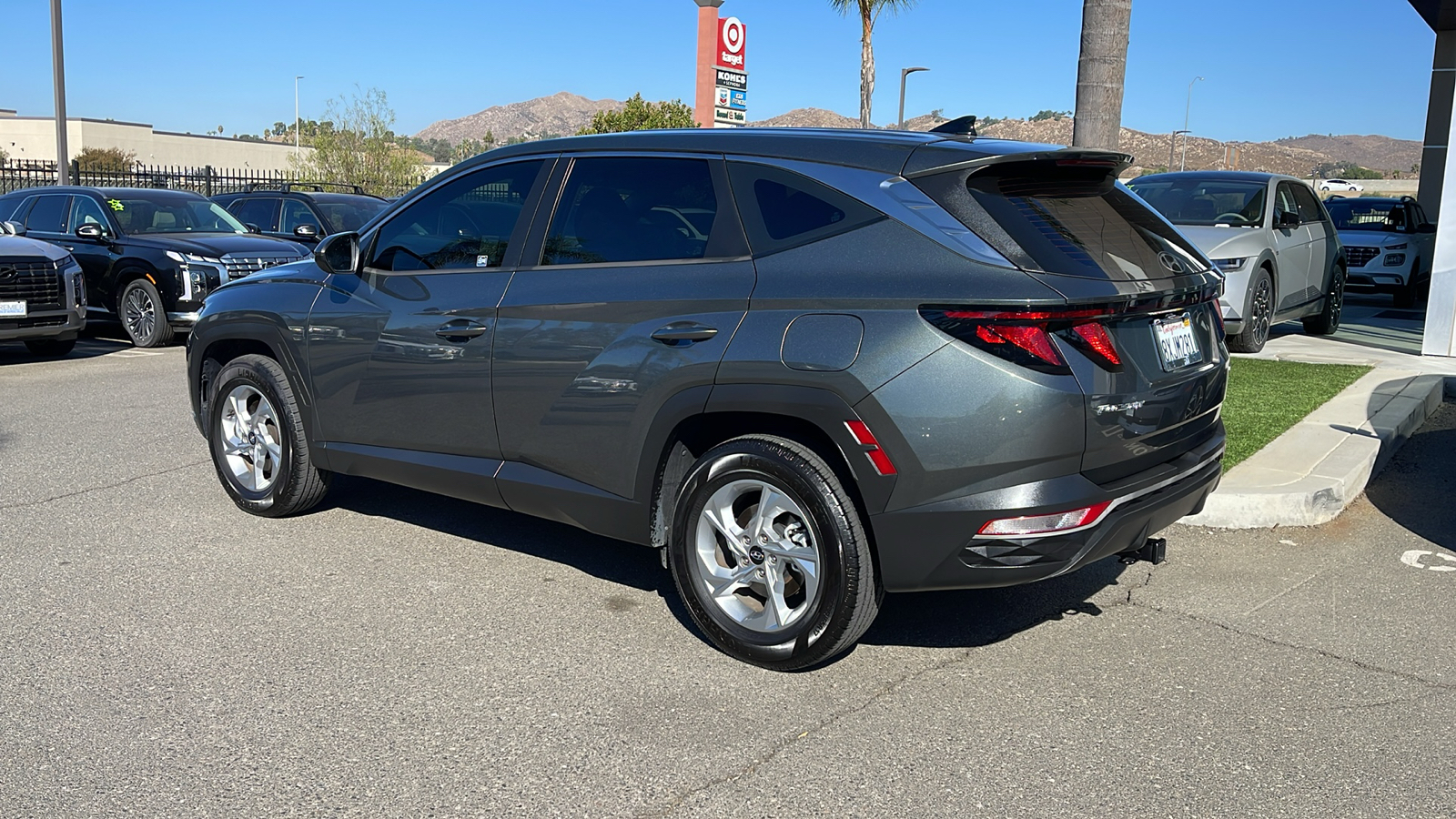 2022 Hyundai Tucson SE 3