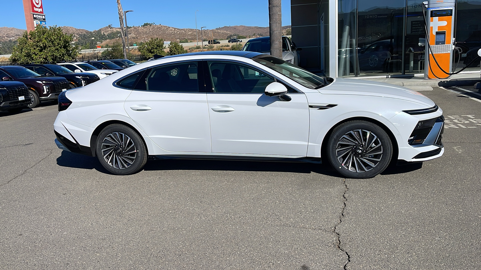 2025 Hyundai Sonata Hybrid Limited 6