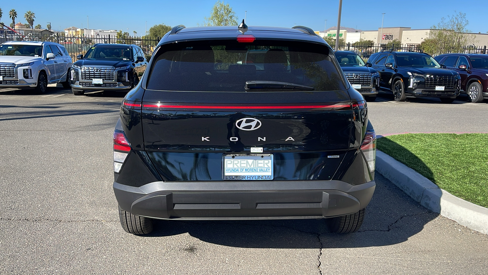 2025 Hyundai Kona SEL Convenience 4