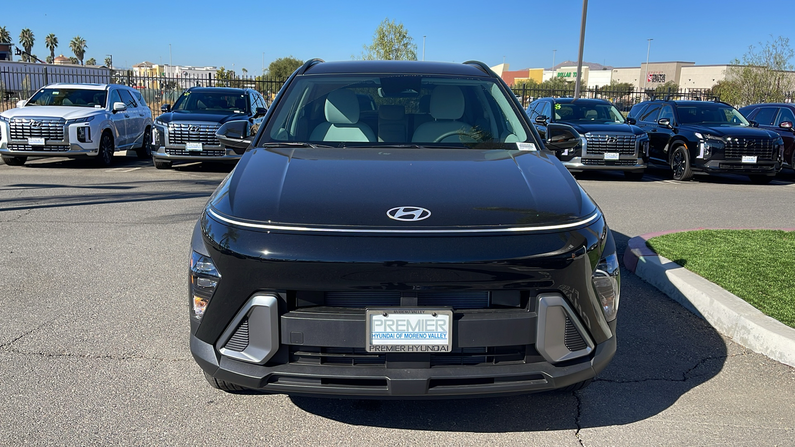 2025 Hyundai Kona SEL Convenience 8