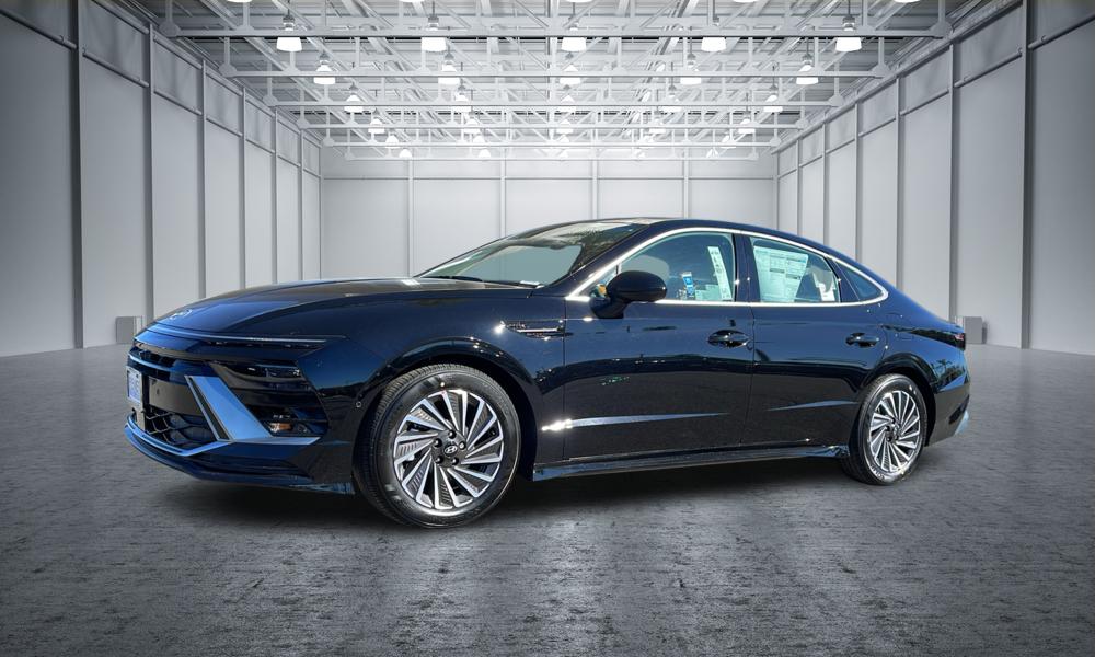 2025 Hyundai Sonata Hybrid Limited 1